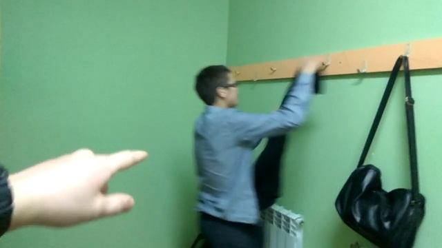 Штаны на размер меньше купил смотреть онлайн