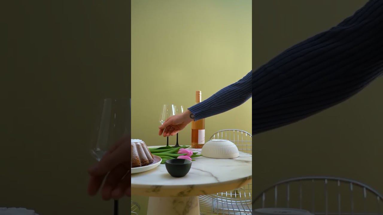 Праздничная сервировка бокалами Manufacture Rock Glass и посудой It's my match. смотреть онлайн
