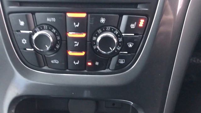 LM63YVC Vauxhall Astra 1 6 16V Elite 5dr смотреть онлайн