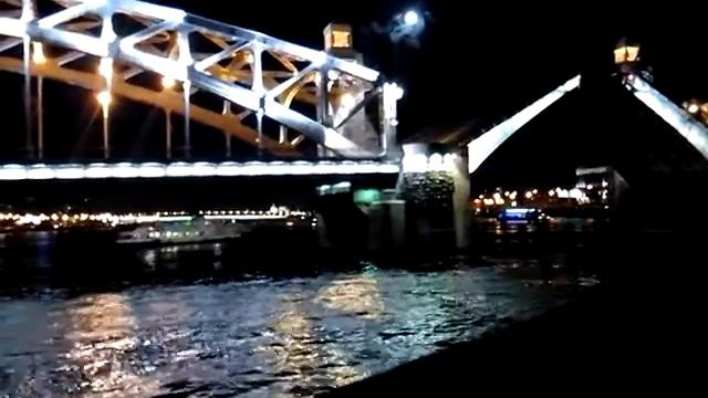 Развод мостов в Санкт-Петербурге смотреть онлайн