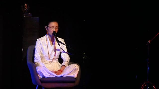 Tibetan Matras Healing Concert In Poznan - Drukmo Gyal