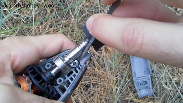 Ремонт Dremel: стопор вала смотреть онлайн