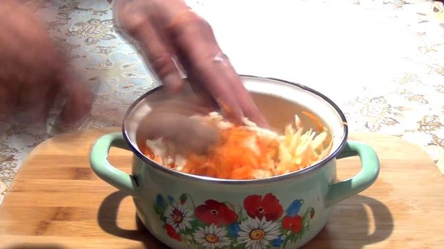 КАПУСТА В ЛИТРОВЫХ БАНКАХ НА ЗИМУ смотреть онлайн