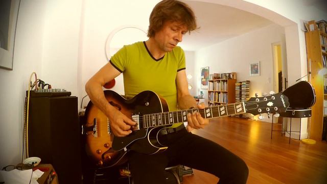 2006 Epiphone ES-175 (made in Korea) смотреть онлайн