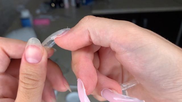 Треш-Салон po.blatyy / МОЕ ПЕРВОЕ НАРАЩИВАНИЕ НОГТЕЙ! смотреть онлайн