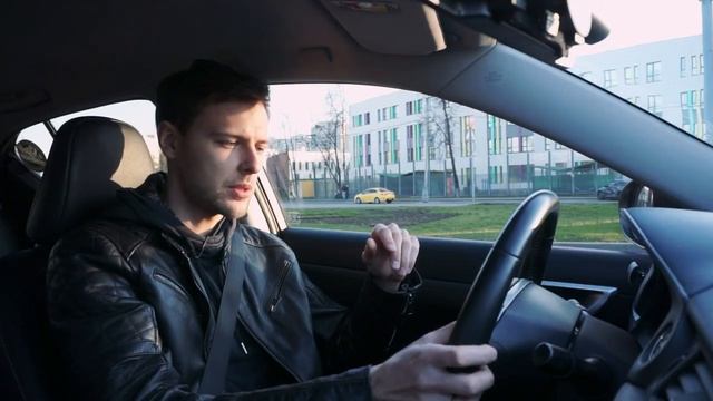 Чего ждать от 7ми летнего гибрида Тойоты? Только факты про Lexus CT200h. смотреть онлайн