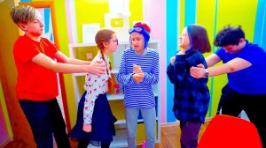 Первая Любовь в Школе. Глазами Школьника. Мы Семья - Лучшие моменты!