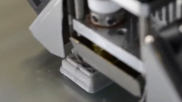Ultimaker 2 - самый быстрый и бесшумный 3D принтер смотреть онлайн