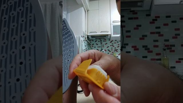 Philips azur ütü, kireç filtresi kapağını takma смотреть онлайн