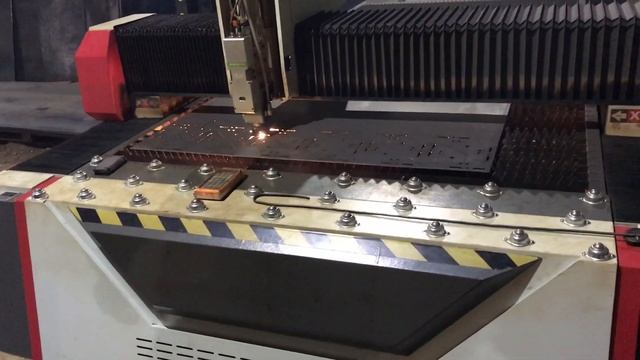 Лазерная резка металла смотреть онлайн