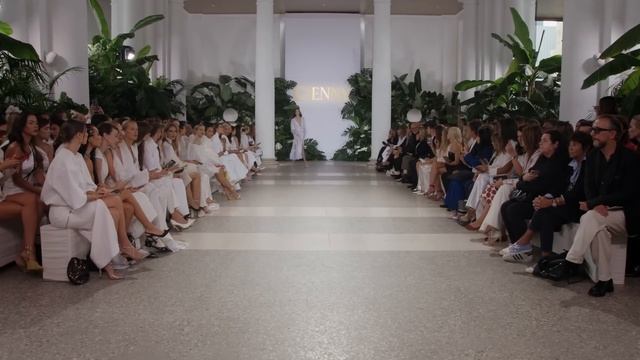 GENNY Spring 2024 Milan - CNMI смотреть онлайн