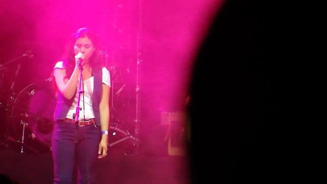 Fother Muckers + Javiera Mena - Electricidad (Teatro Caupolican 11.01.2011) смотреть онлайн