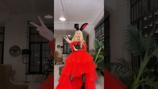 НАСТЯ КОШ СКРЫВАЕТ СВОЕГО ПАРНЯ? смотреть онлайн