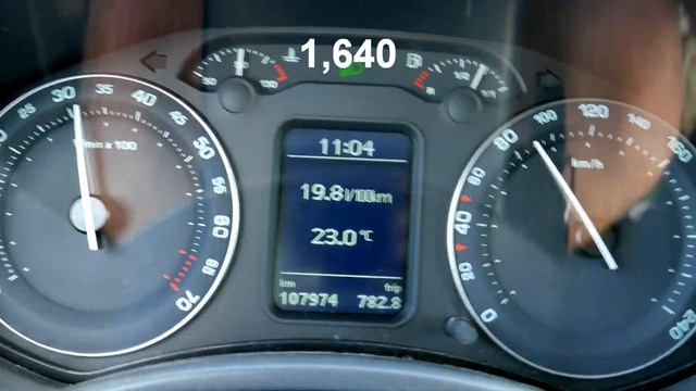 Škoda Octavia II 2.0 FSI acceleration 80-120 km/h 4th gear смотреть онлайн
