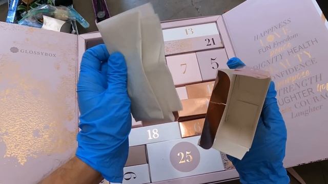 Купили мусорный склад - нашли золото: кольца, цепочку \ Bought a trash auction storage - found gold смотреть онлайн