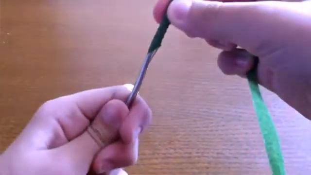 Роза з бісеру. Урок-5. Збираємо розу смотреть онлайн