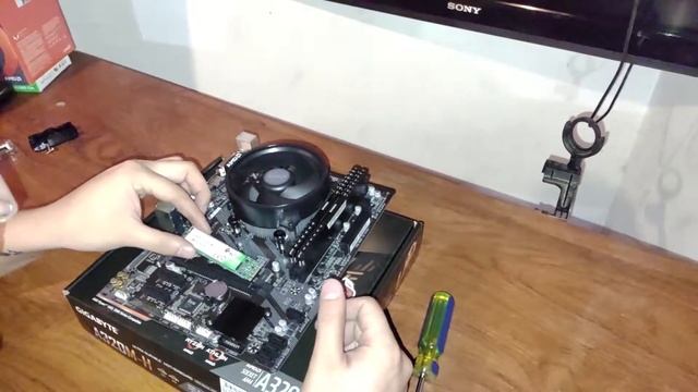 RYZEN 3 2200G + 16 GB RAM 3000Mhz | GUIA ARMADO + ACTUALIZACIÓN | SENTEY X10 смотреть онлайн