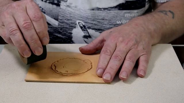 Мастер класс по тиснению кожи. Анна и Сергей Кухта в гостях у Тавро смотреть онлайн