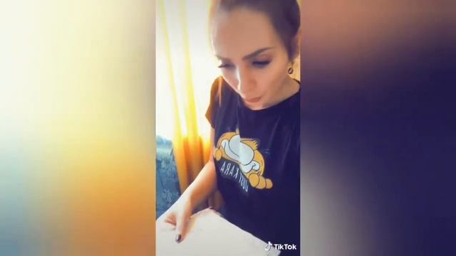 Тик-ток тест на шизофрения и страшная дверь смотреть онлайн