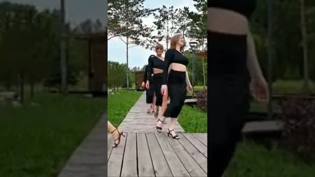 Я начала увлекаться танцами в стиле Бачата… это фрагменты из видео полное в инст? смотреть онлайн
