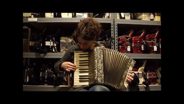 597 - Charcoal Hohner Student MM 12 $250 смотреть онлайн