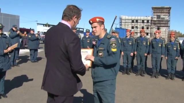 24 09 13 Вручение наград курсантам и офицерам Академии ГПС МЧС России смотреть онлайн