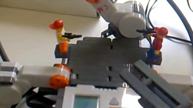LEGO MINDSTORM - NXT DUEL EN EL GME DE I.E.S BEZMILIANA смотреть онлайн