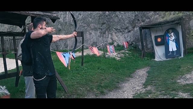 Jose Ron visita Budapest y Visegrád смотреть онлайн