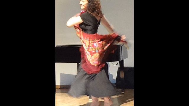 Две гитары (поет Саня Табакова) смотреть онлайн