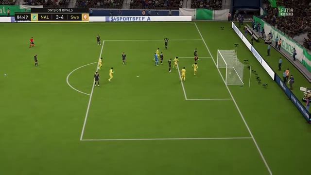 FIFA 19 | (88) UCL MOTM Leroy Sane Player Review смотреть онлайн