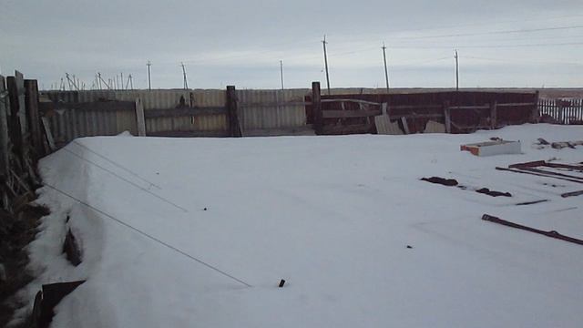 Грядки еще в снегу