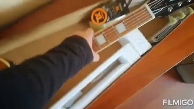 GUITARRA CORT 300 ATB (unboxing) смотреть онлайн