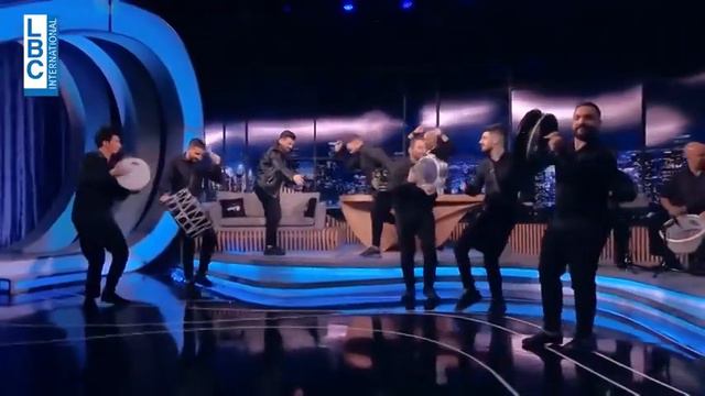 لهون وبس - داني شمعون يغني "حاجة وجع" في استديو لهون وبس смотреть онлайн