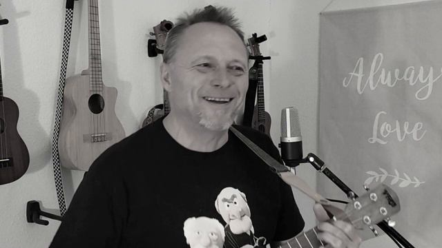 Don't Be Cruel - Elvis Presley - Ukulele Cover смотреть онлайн