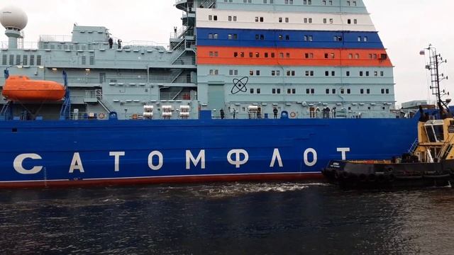 первый выход атомного ледокола УРАЛ ( 22220) по морскому каналу 2022.10.14 Санкт-Петербург смотреть онлайн