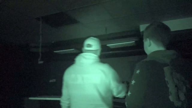 SPÖKJAKT – HEMSÖKT RESTAURANG смотреть онлайн