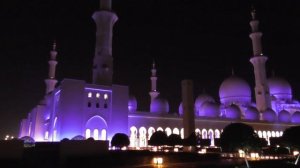 Эмираты. Азан - призыв к молитве в мечети шейха Зайда в Абу-Даби