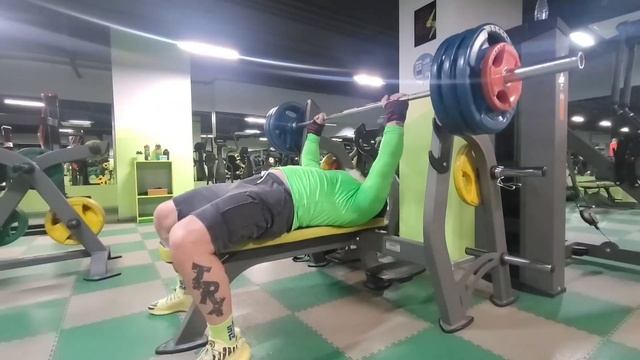 Моя личная тренировка по жиму лежа. смотреть онлайн