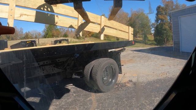 Chevrolet C5500 Kodiak Gooseneck Hitch Install смотреть онлайн