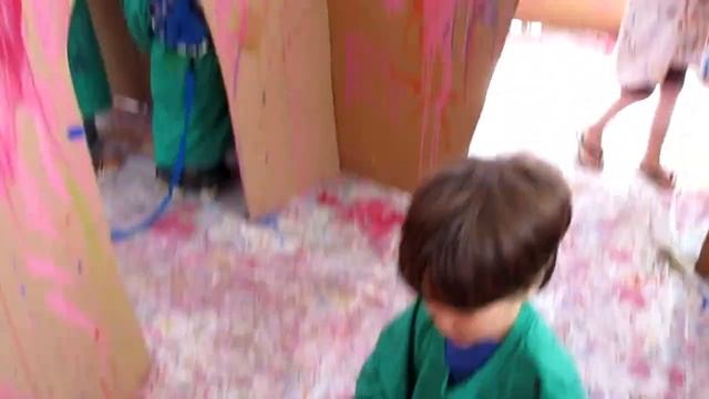 картонный лабиринт в котором можно рисовать.cardboard maze смотреть онлайн