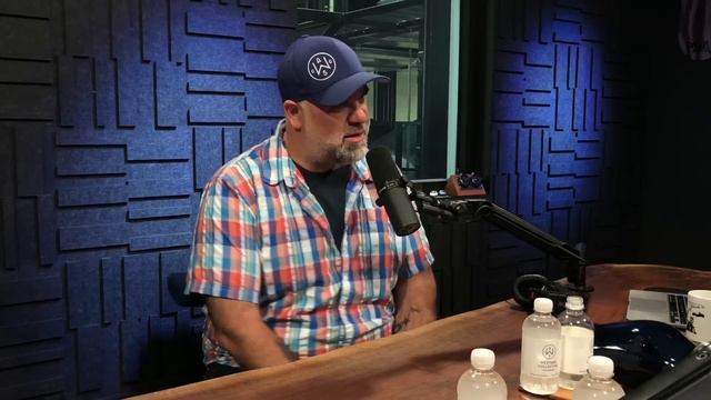 Selling, Racing, Porsche vs Everyone, Q&A - TST Podcast #823 смотреть онлайн