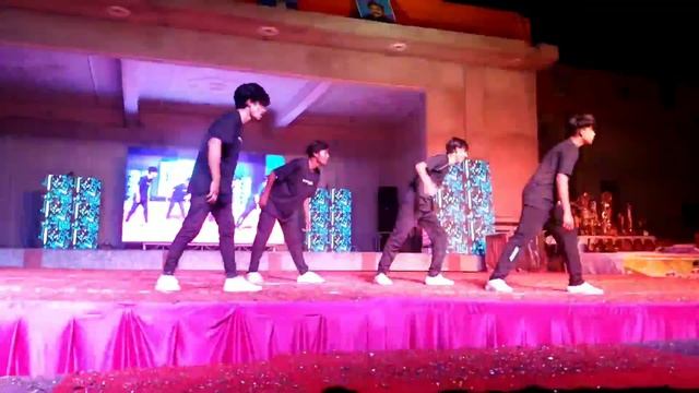 Round2Hell Dialogue Mix Dance | Funny Dance Video | R2H New Video | Yogesh Nigam смотреть онлайн