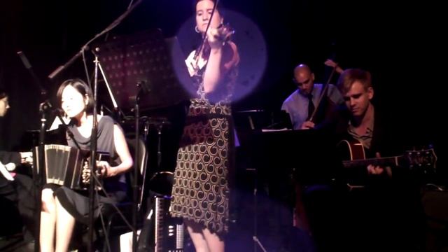 Argentine Tango: Oscuro Quintet - La Yumba смотреть онлайн