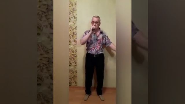 Девчонки танцуют на палубе. Муз.А.Пахмутова, сл.Н.Добронравов. смотреть онлайн
