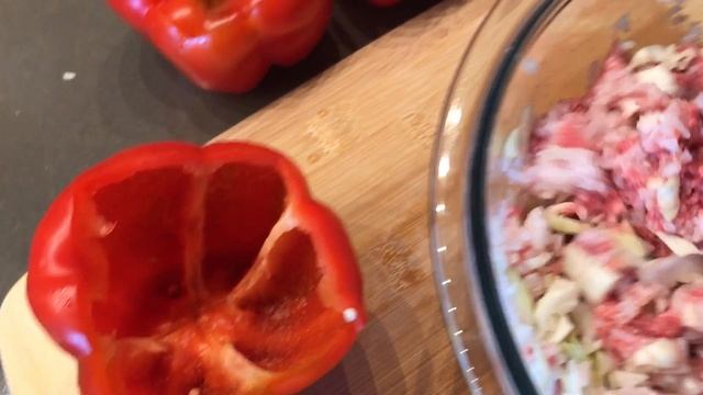 Сказ о том как готовить Фаршированные перцы смотреть онлайн