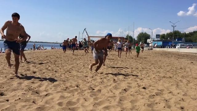 Утренняя тренировка на пляже/ СК Барс Саратов смотреть онлайн