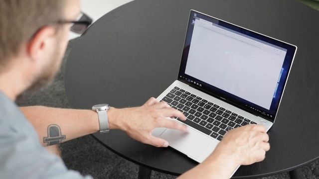 Test Huawei MateBook X Pro - Windows 10 laptop смотреть онлайн