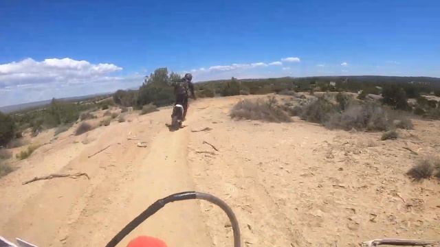 xr 250 r single track fun смотреть онлайн