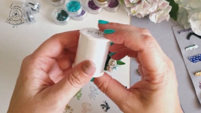 Как я вышивала колибри // брошь колибри с цветами, обзор процесса смотреть онлайн