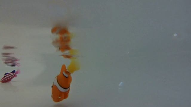 Робо рыбки с алиэкспресс в свободном плавании. Чудо юдо рыба кит. смотреть онлайн